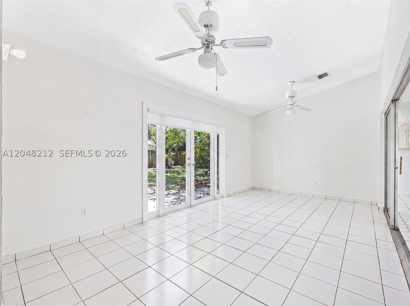 WEITZER SHAUNA MEADOWS SE - Residential