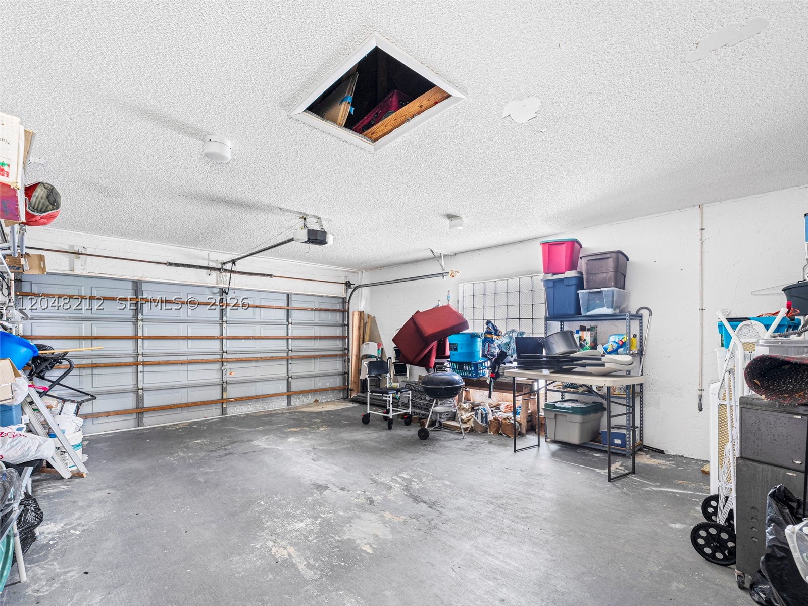 WEITZER SHAUNA MEADOWS SE - Residential