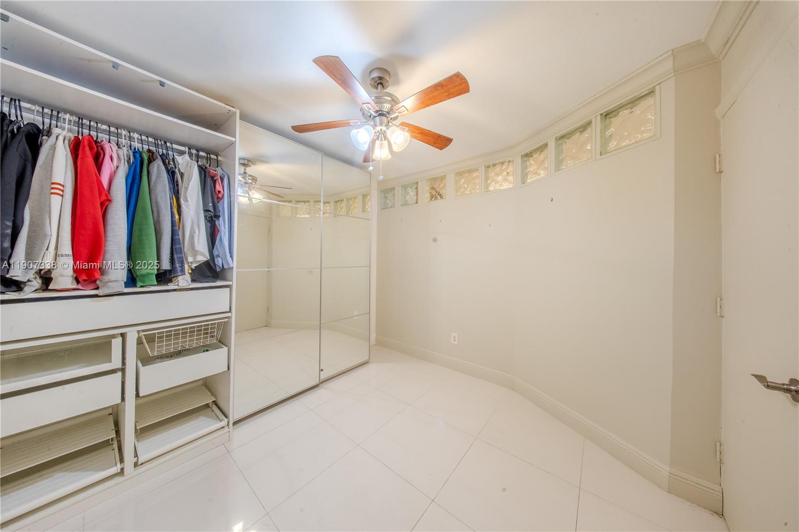 JADE WINDS GROUP ALLAMAND - Residential