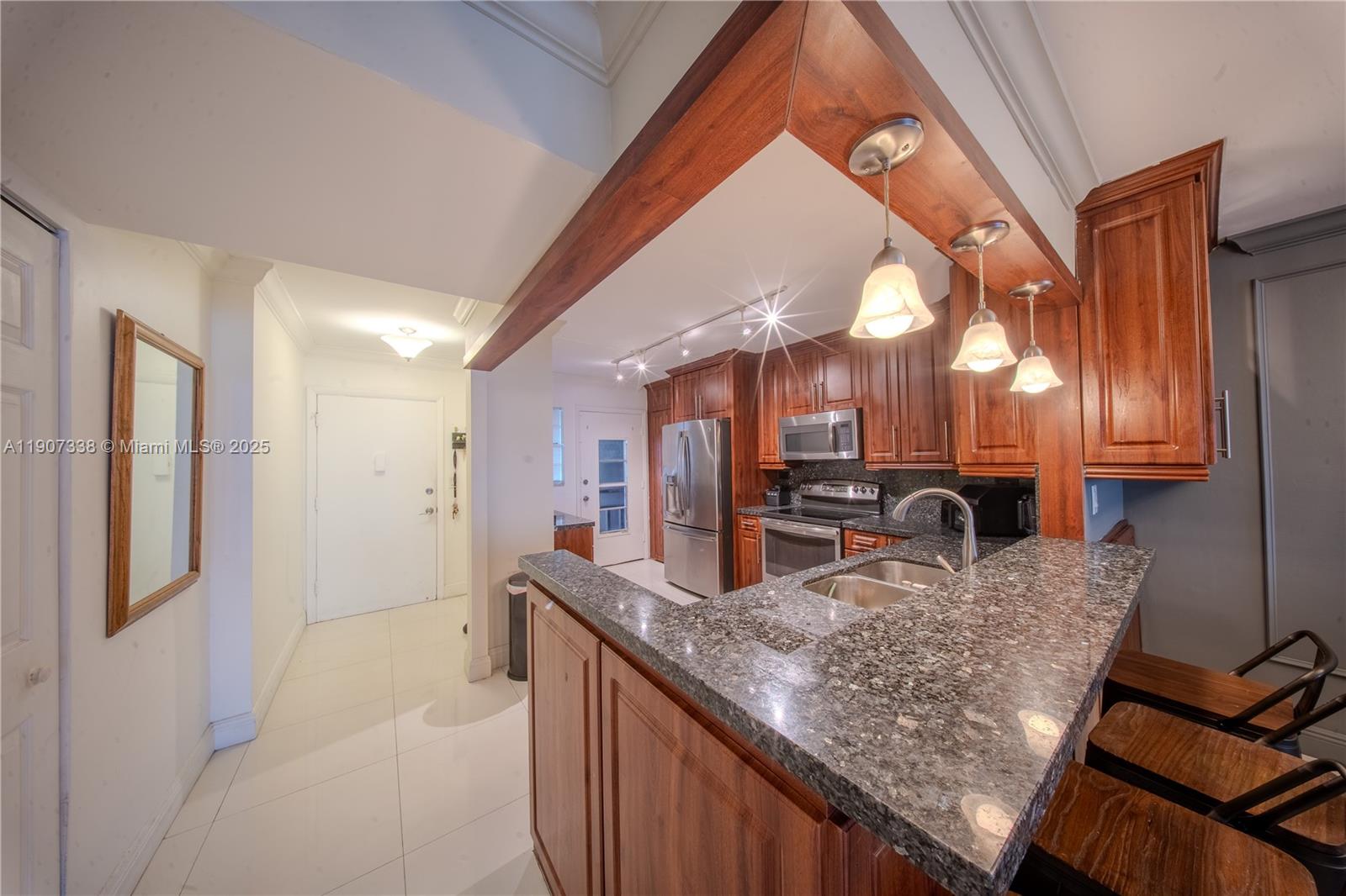 JADE WINDS GROUP ALLAMAND - Residential