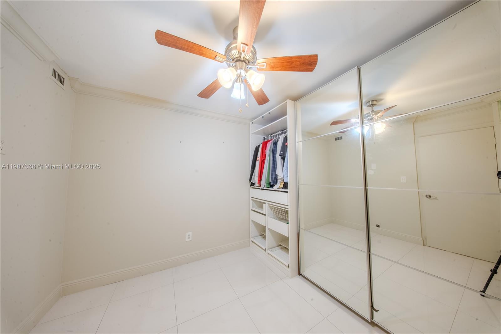 JADE WINDS GROUP ALLAMAND - Residential
