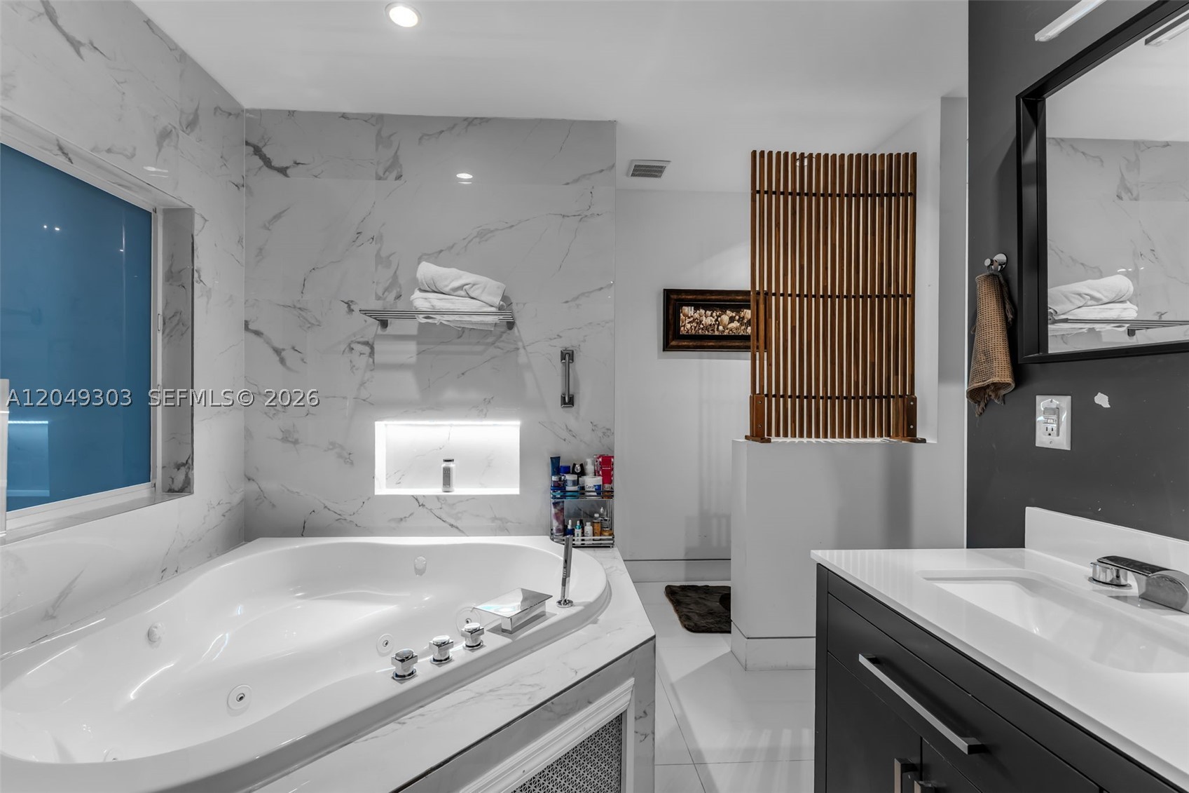 EMERALD GREENS SUB - Residential