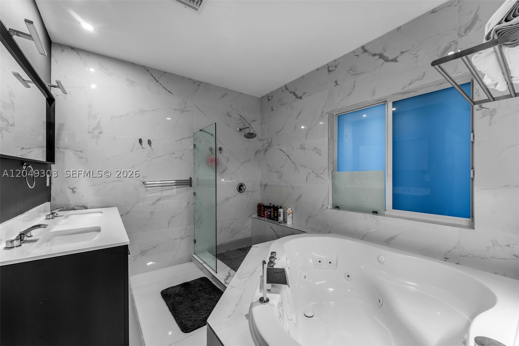 EMERALD GREENS SUB - Residential