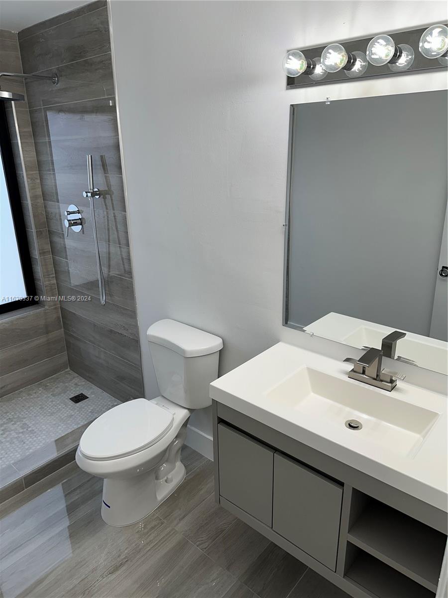 2ND ADDN TO CALUSA CLUB E - Residential