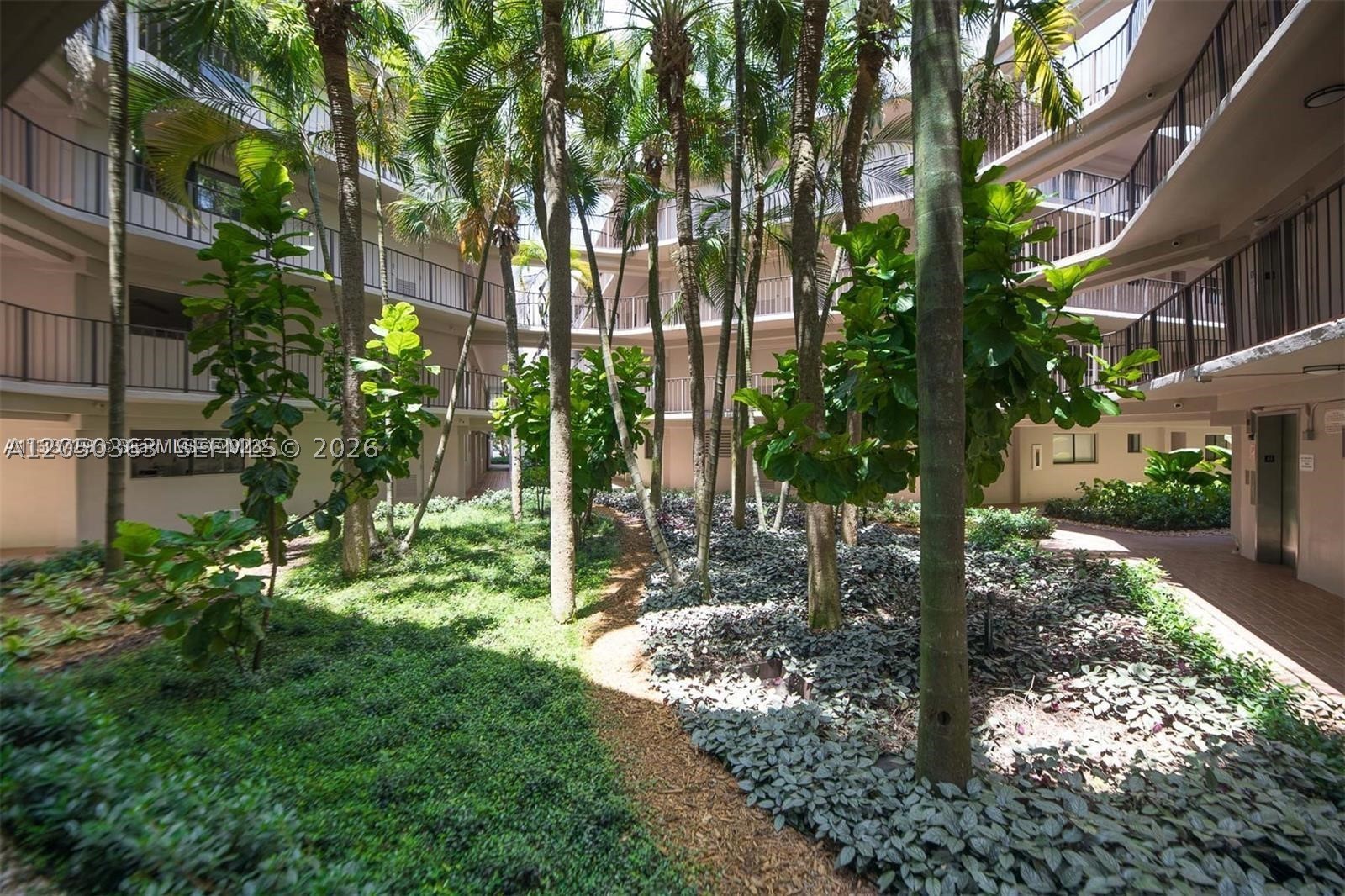 HORIZONS WEST CONDO #7 - Residential Lease