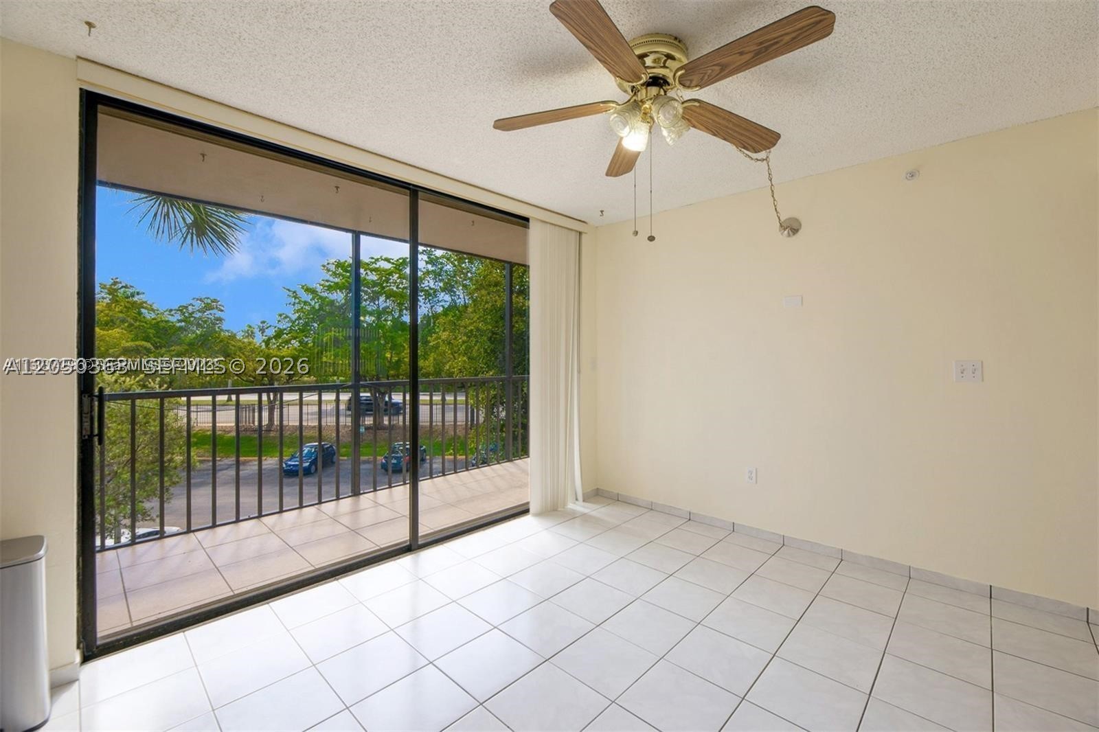 HORIZONS WEST CONDO #7 - Residential Lease