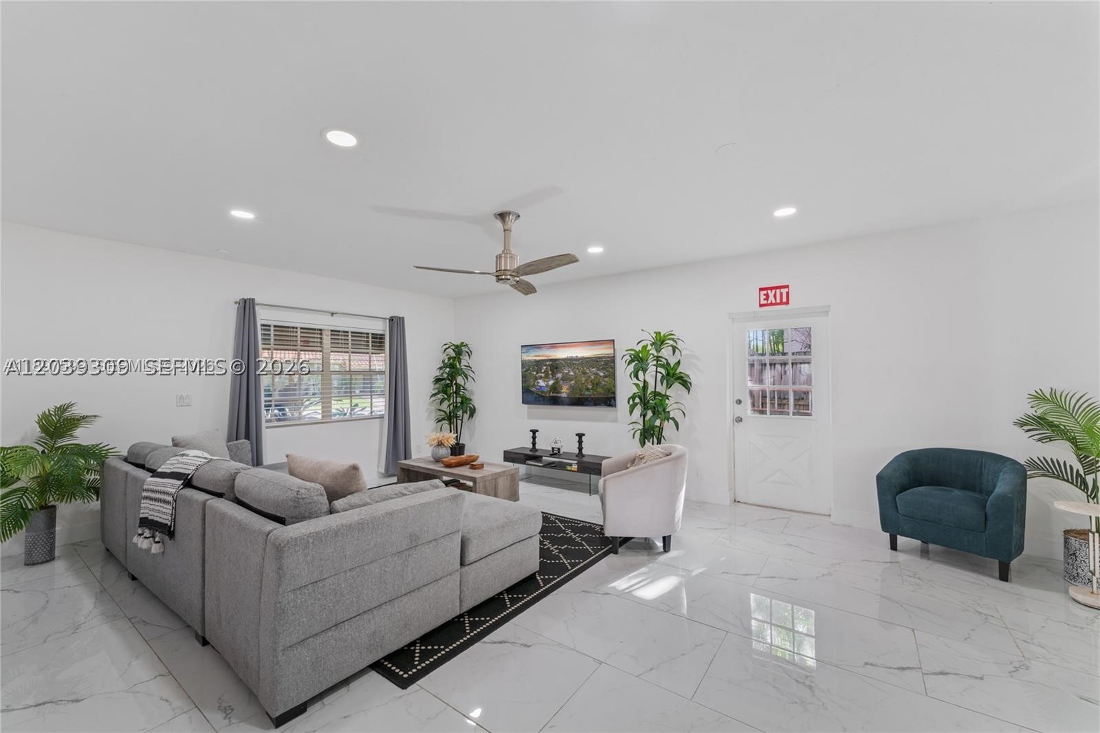 MIDDLE RIVER ESTATES - Residential