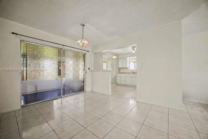 DELCREST MANOR - Residential