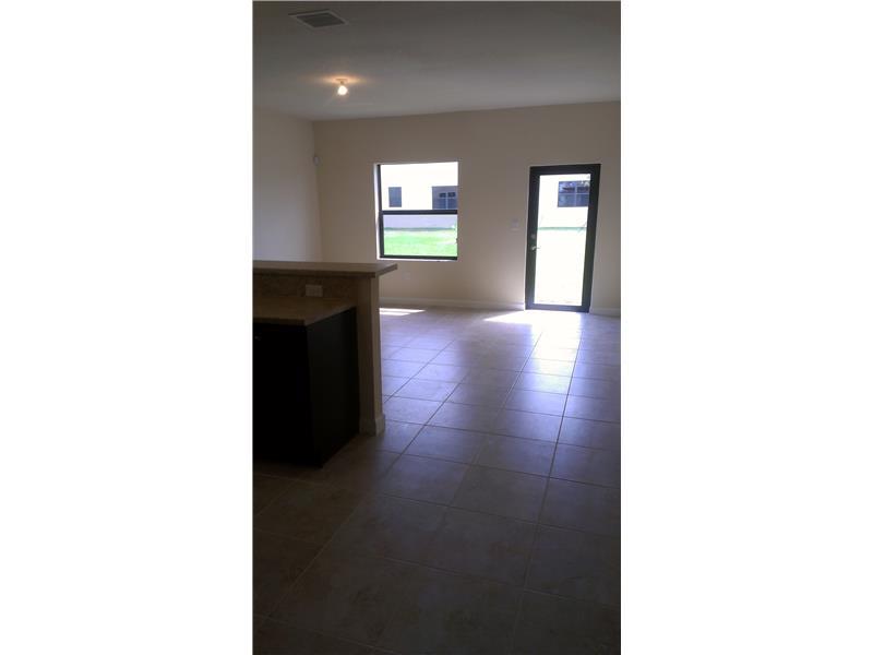 SILVER PALM WEST - Residential Lease