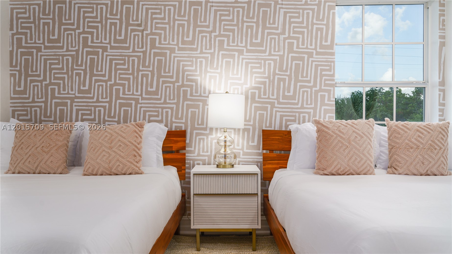 GREENVILLE ESTATES PLAT O - Residential