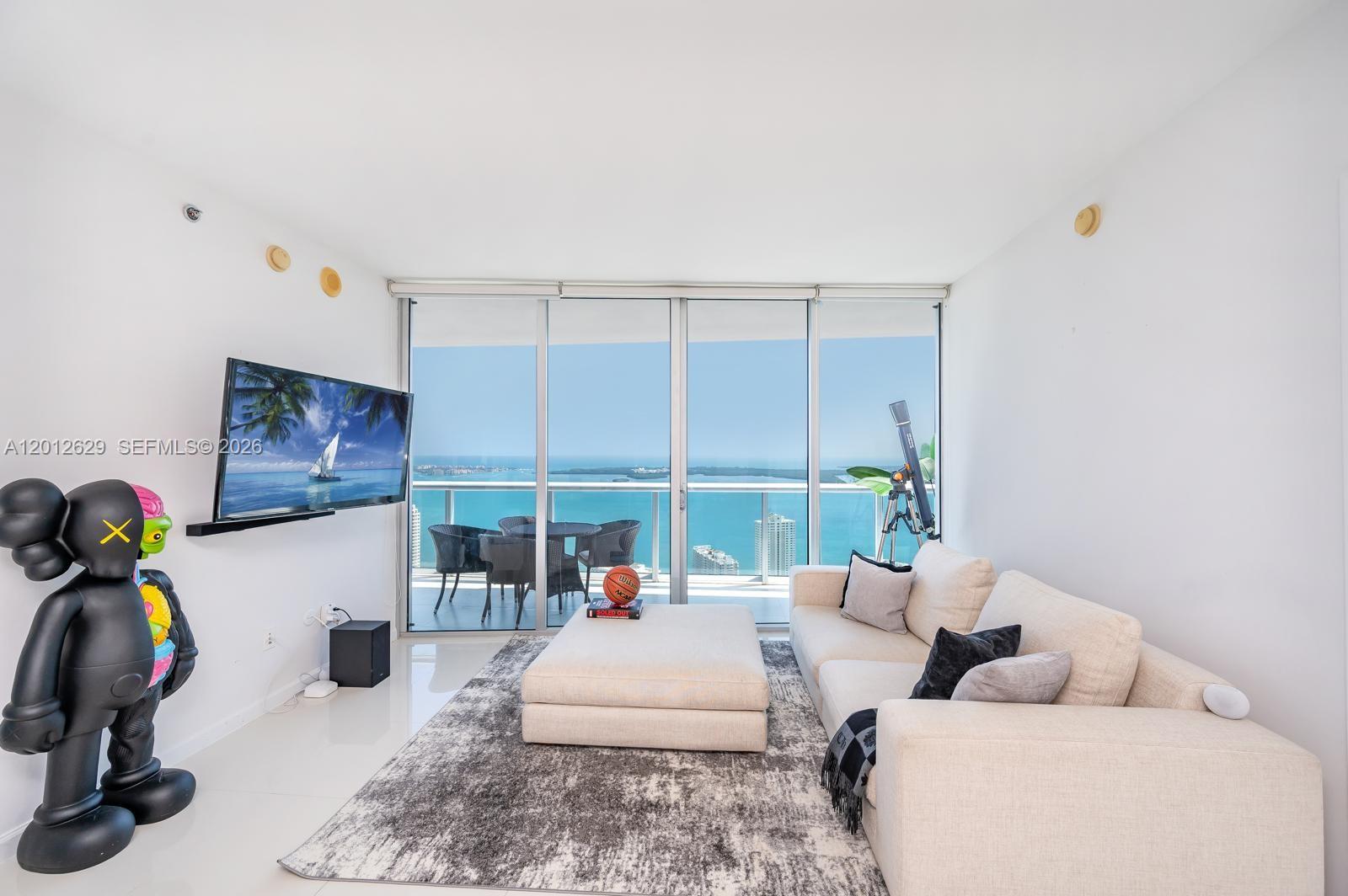 ICONBRICKELL CONDO NO 1 - Residential