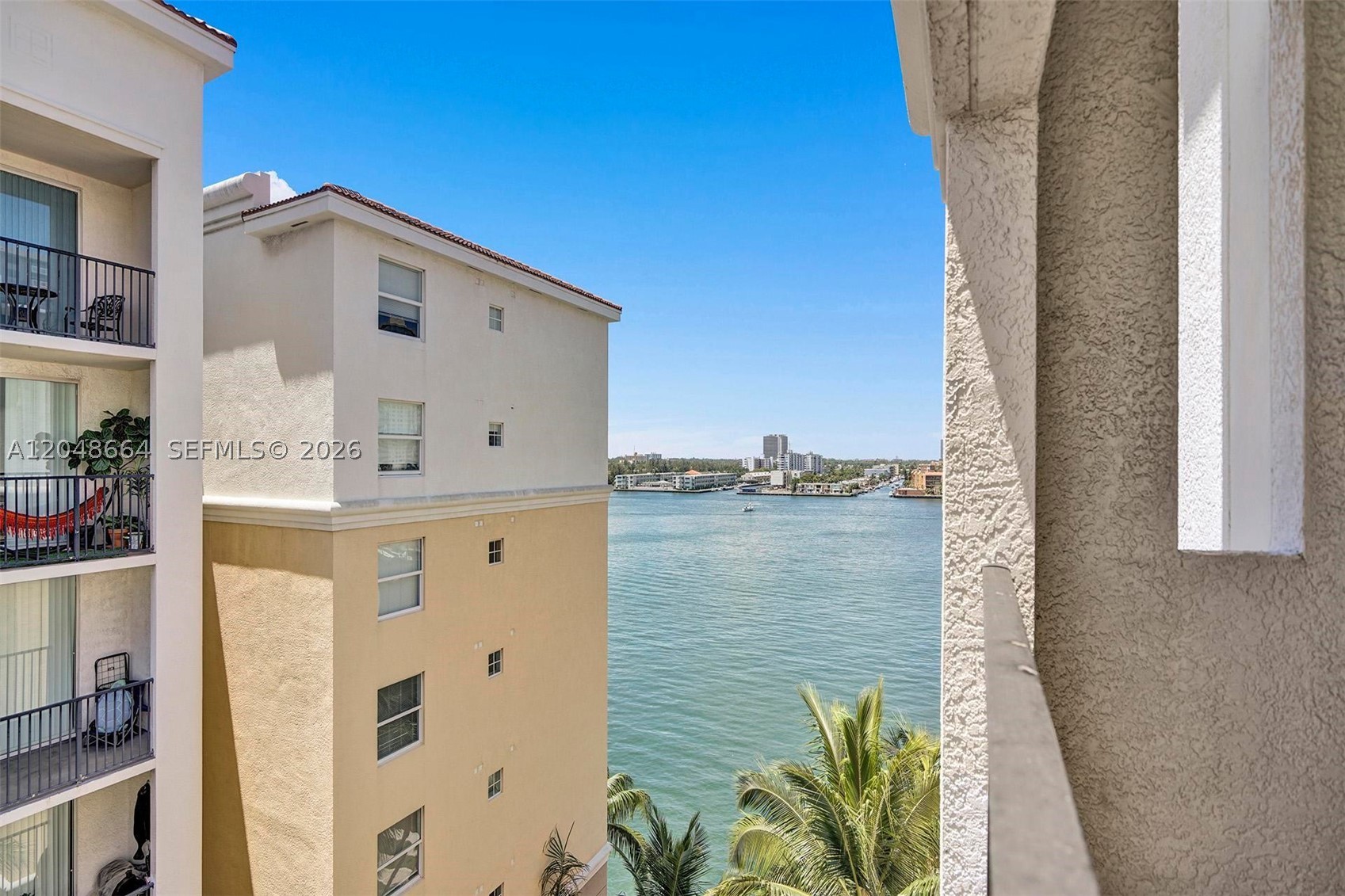 PORTO BELLAGIO CONDO - Residential