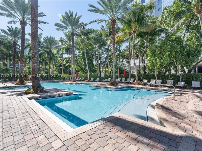 PORTO BELLAGIO CONDO - Residential