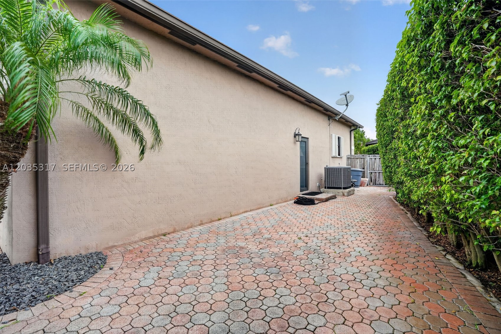KENDALLAND - Residential