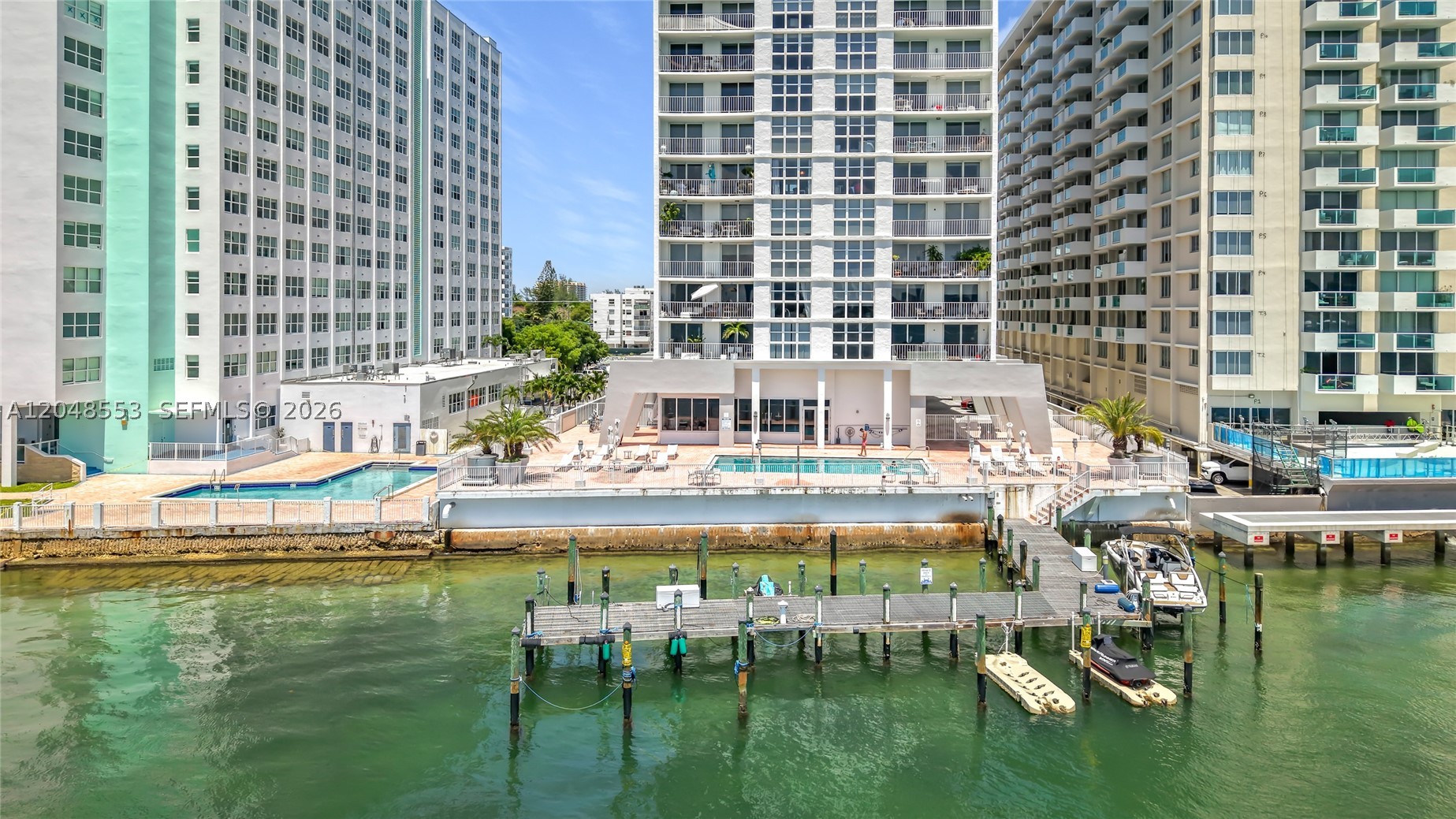 BAYVIEW TERR CONDO - Residential
