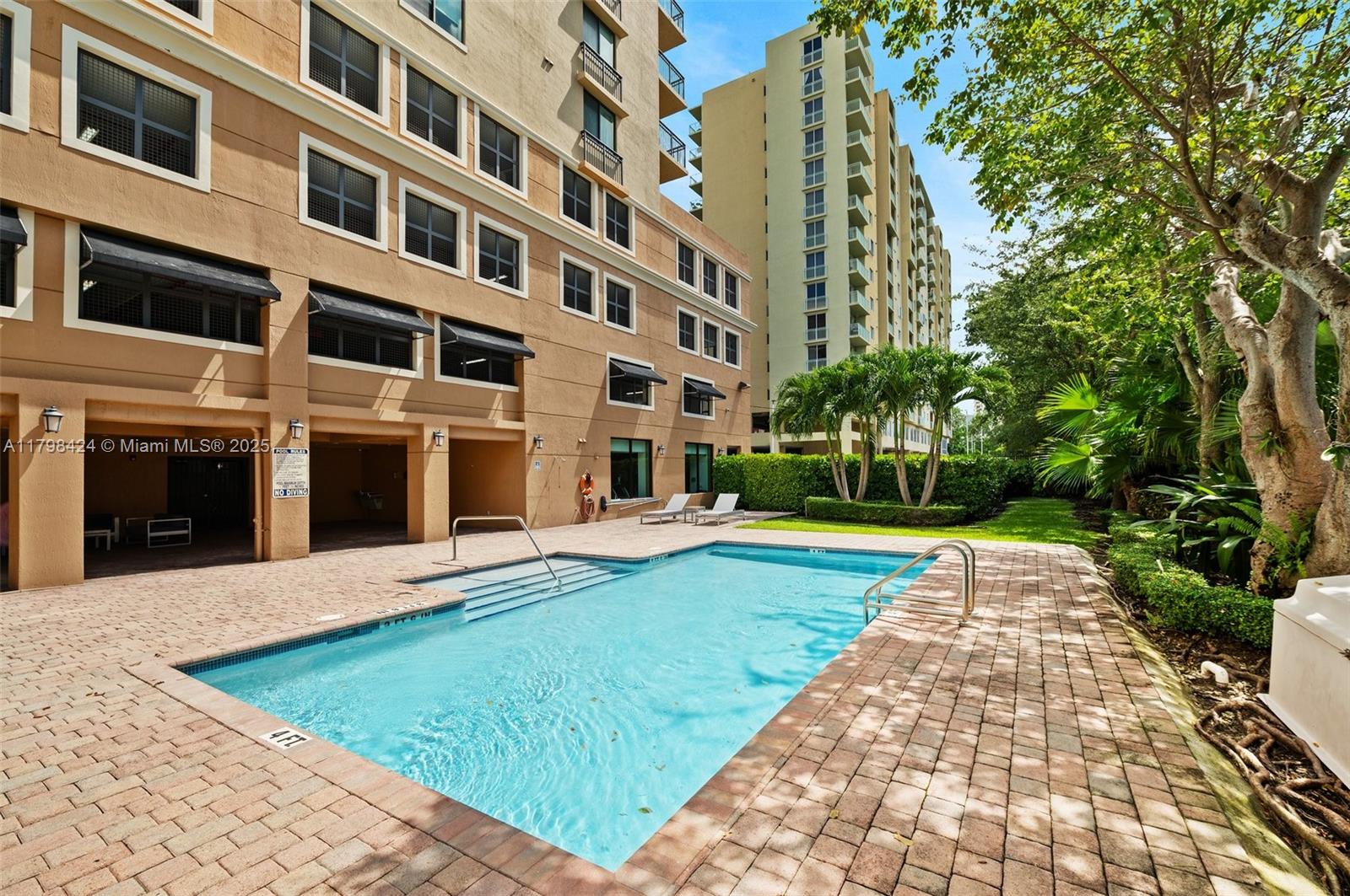 KEYSTONE VILLAS II CONDO - Residential