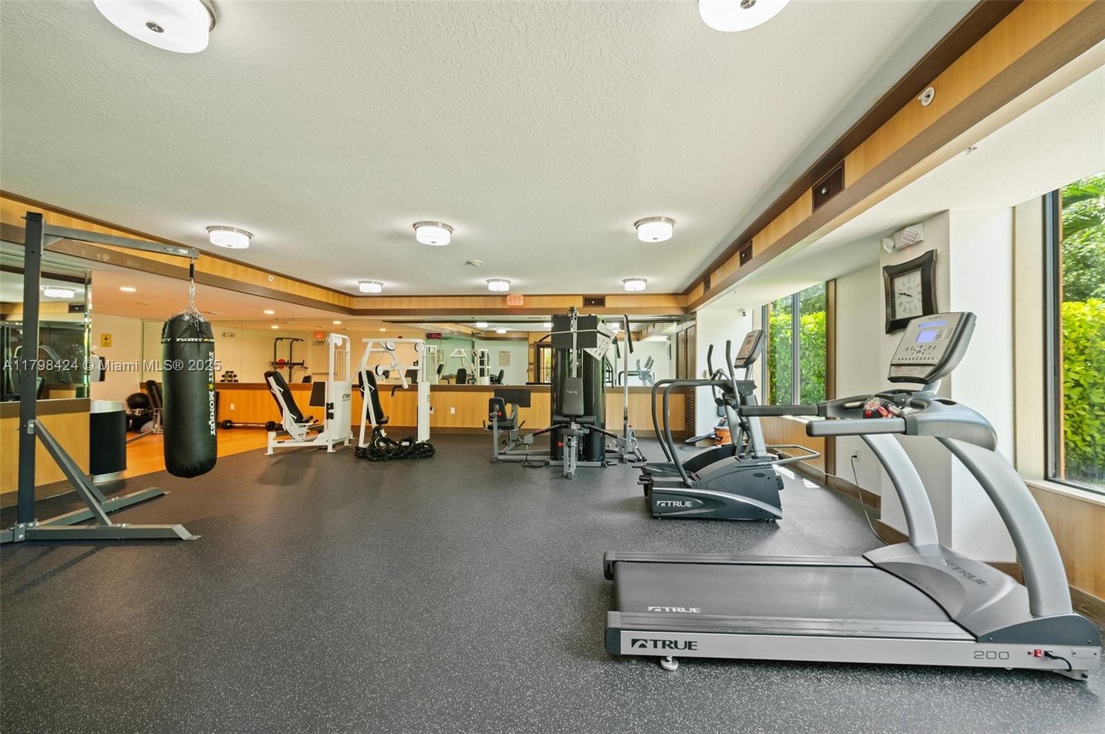KEYSTONE VILLAS II CONDO - Residential