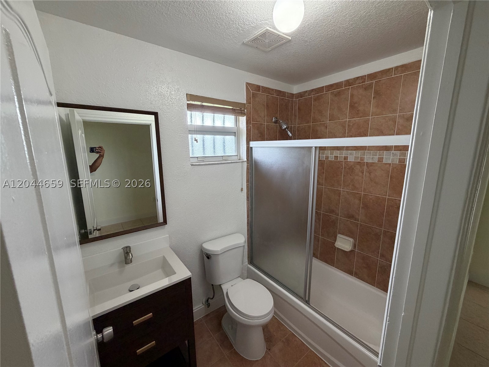 ROSEHAVEN - Residential Lease