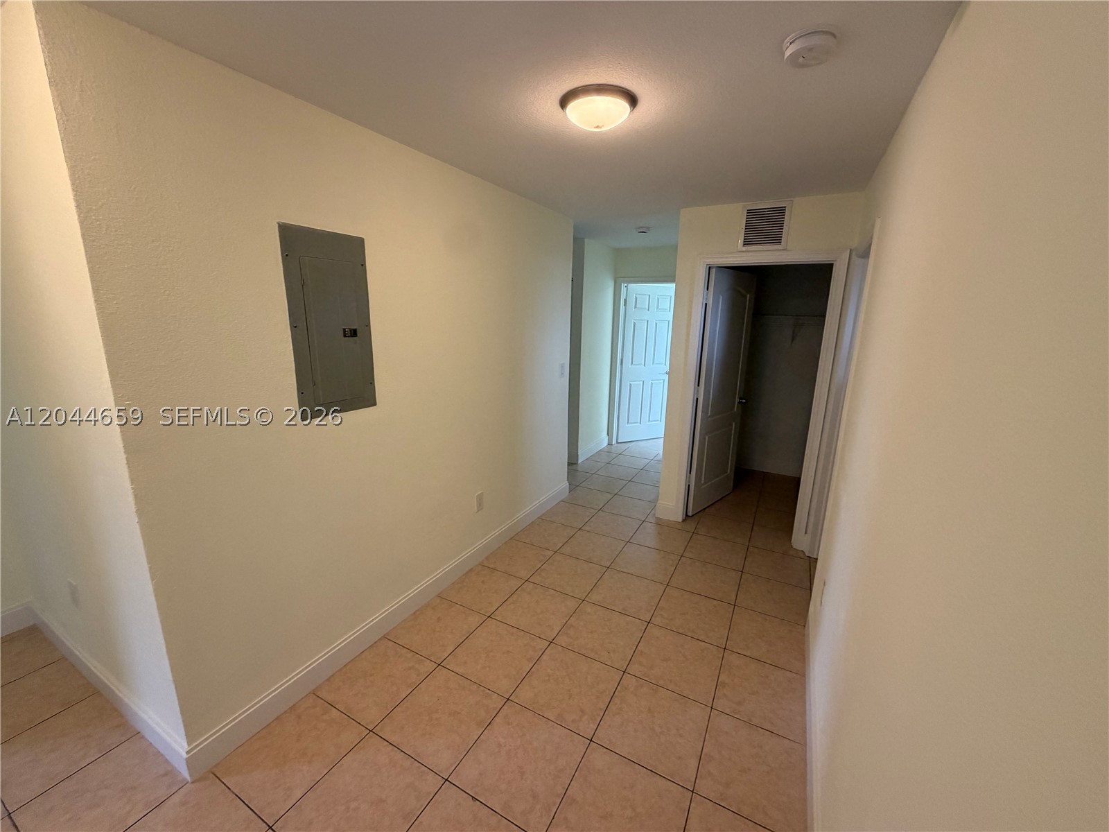 ROSEHAVEN - Residential Lease