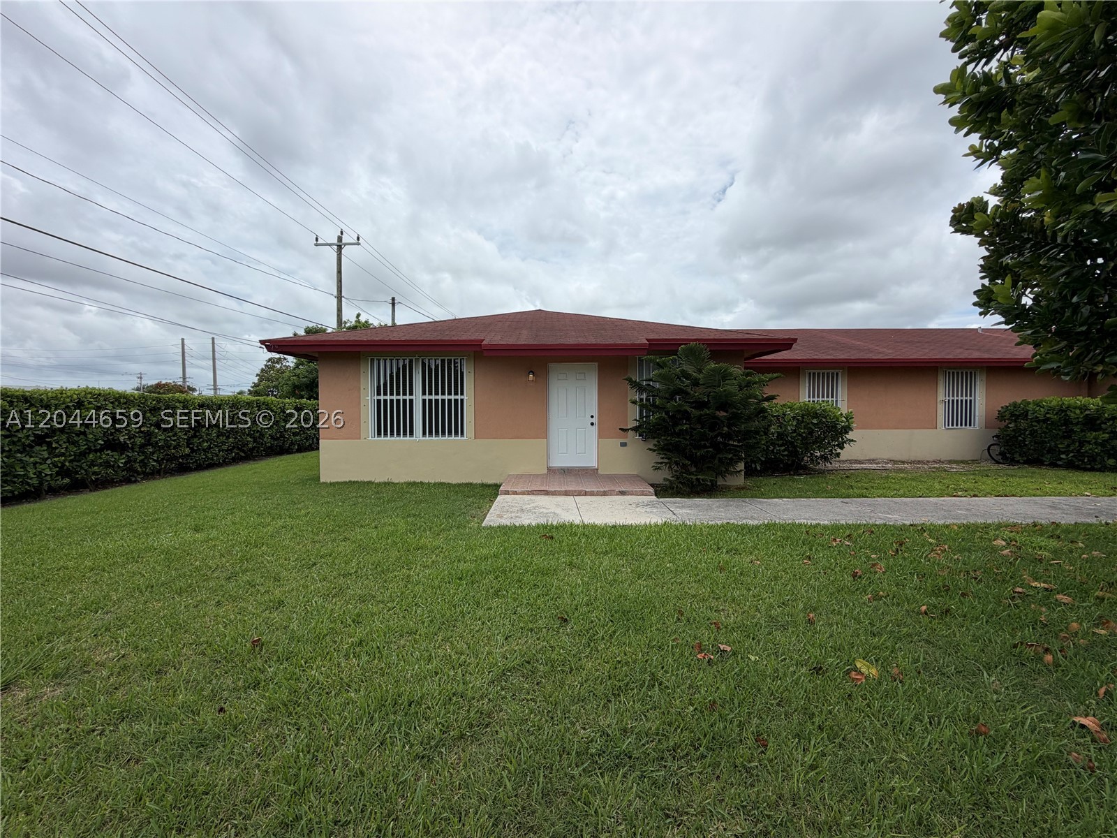 ROSEHAVEN - Residential Lease