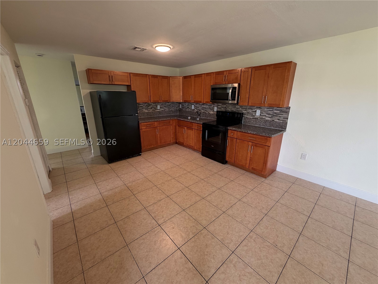 ROSEHAVEN - Residential Lease