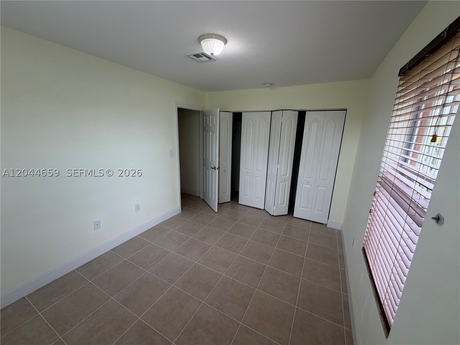 ROSEHAVEN - Residential Lease