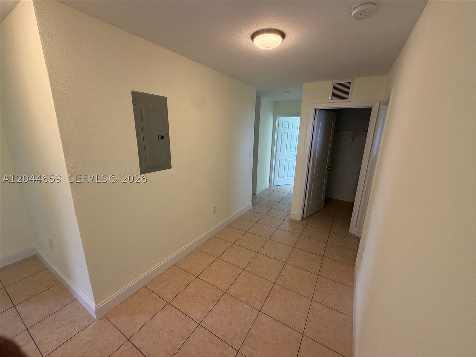 ROSEHAVEN - Residential Lease