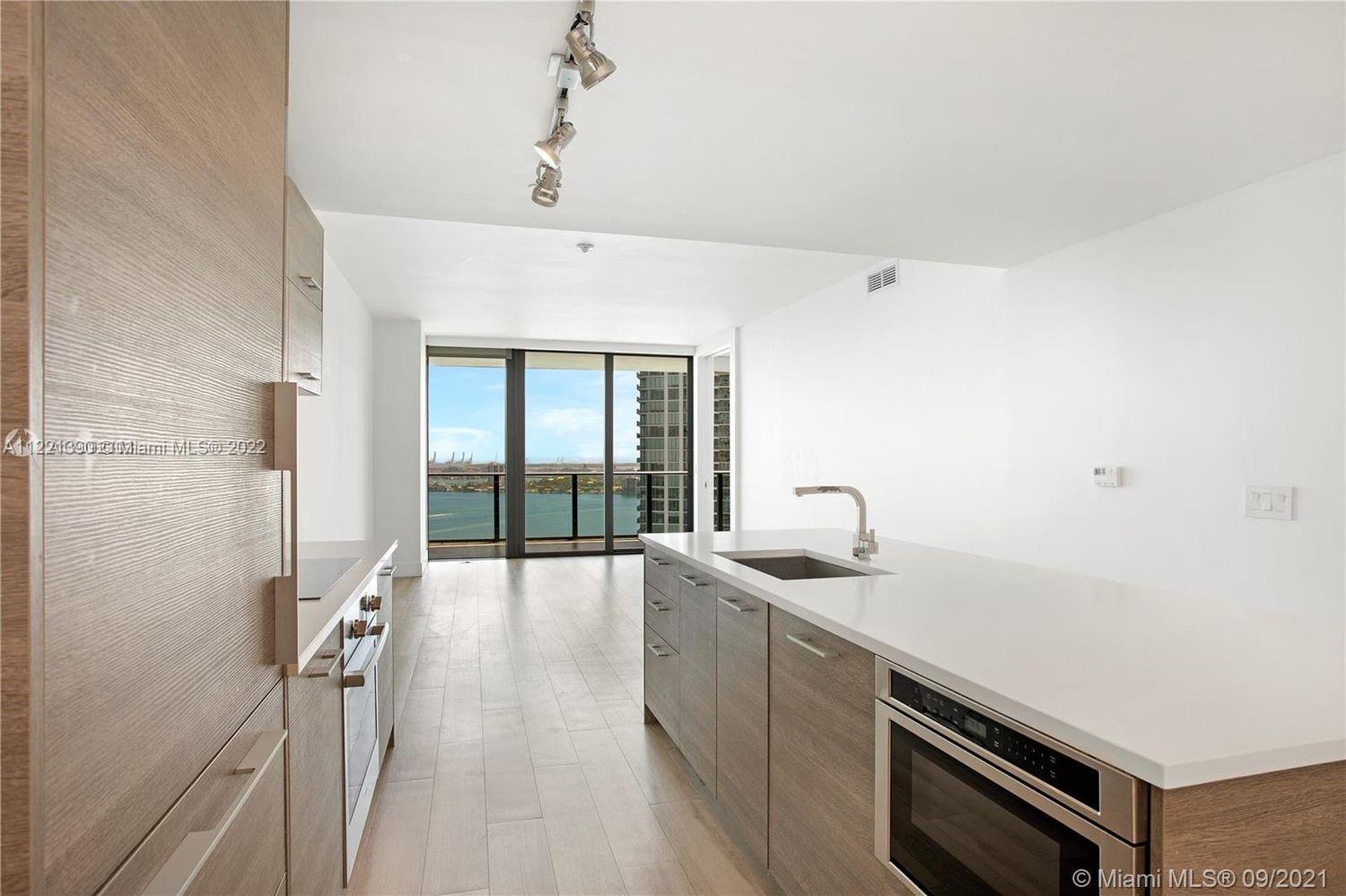 PARAISO BAY CONDO - Residential Lease