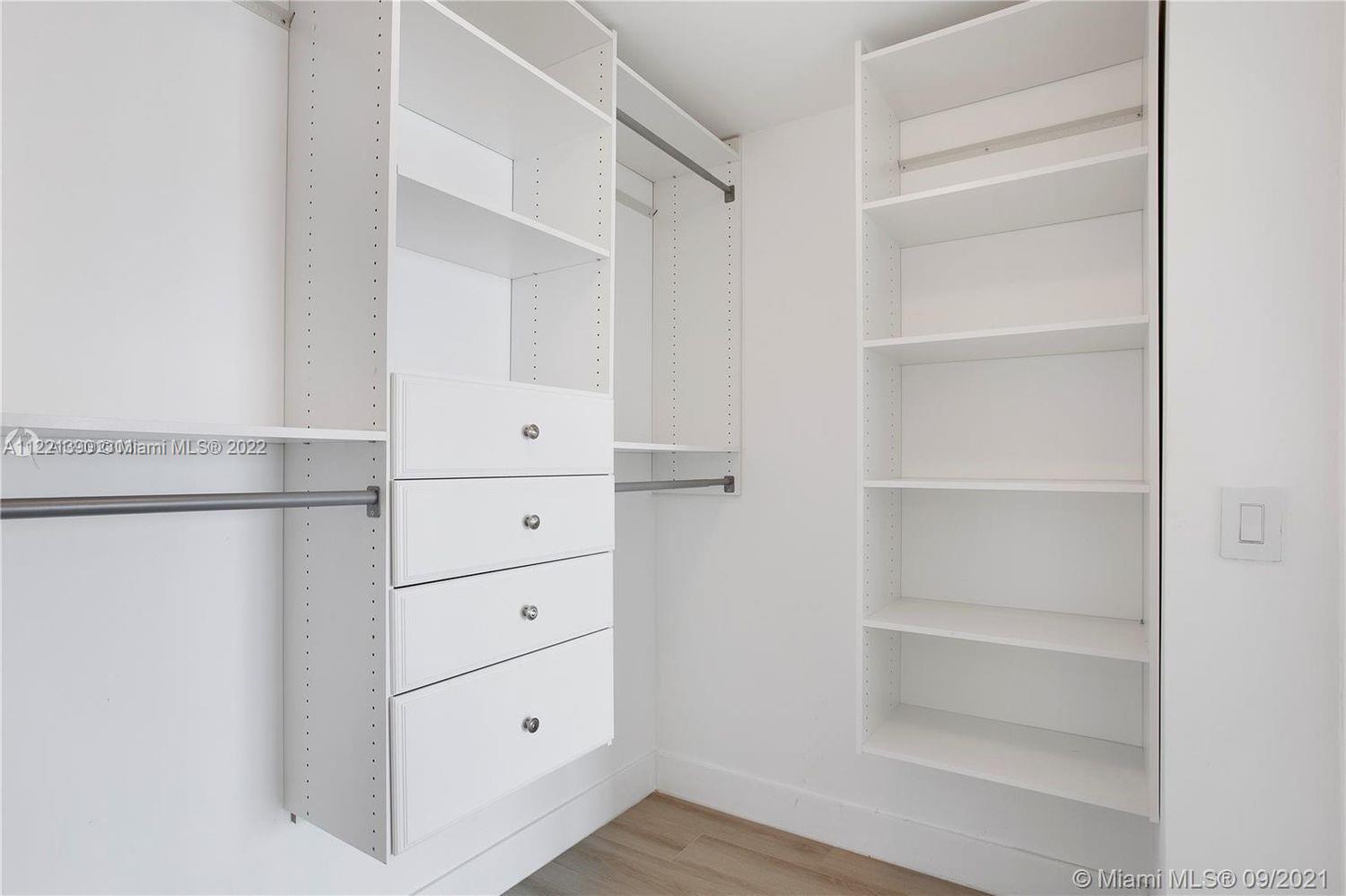 PARAISO BAY CONDO - Residential Lease