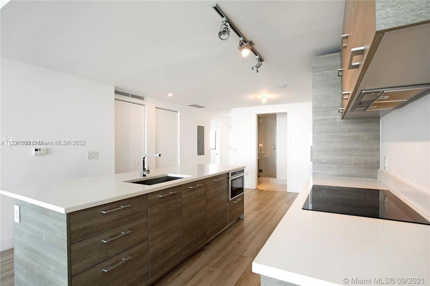 PARAISO BAY CONDO - Residential Lease