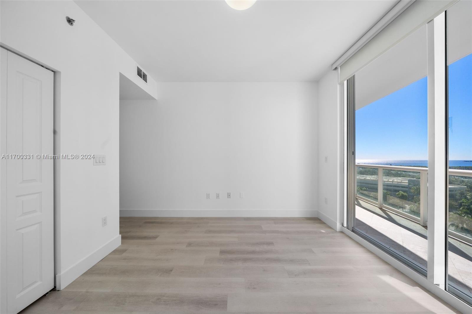 GROVE HILL TOWER CONDO - Residential