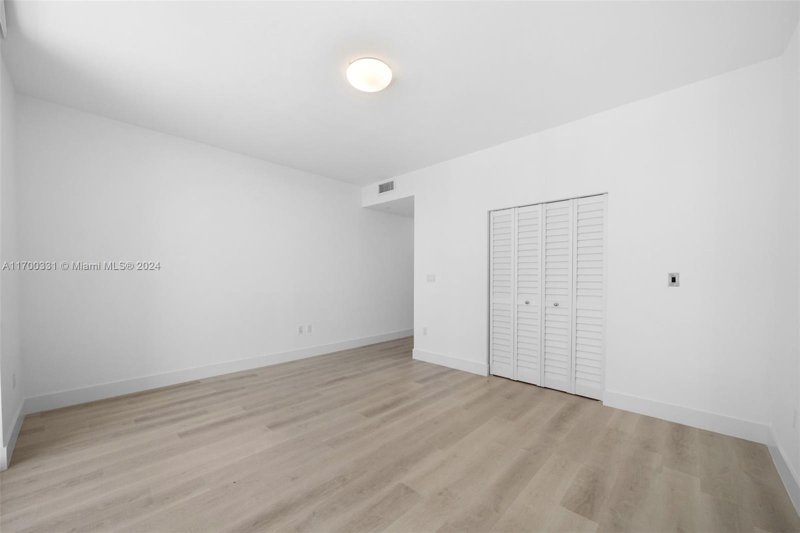 GROVE HILL TOWER CONDO - Residential