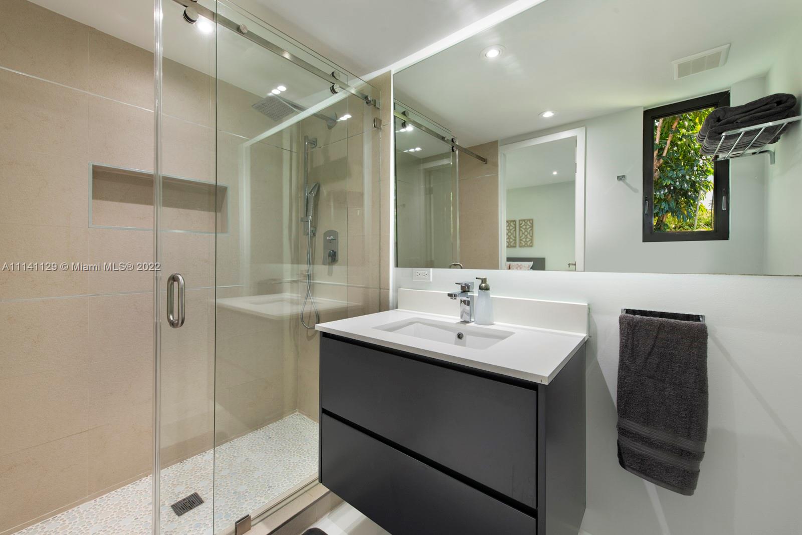 KINNEY PARK - Residential