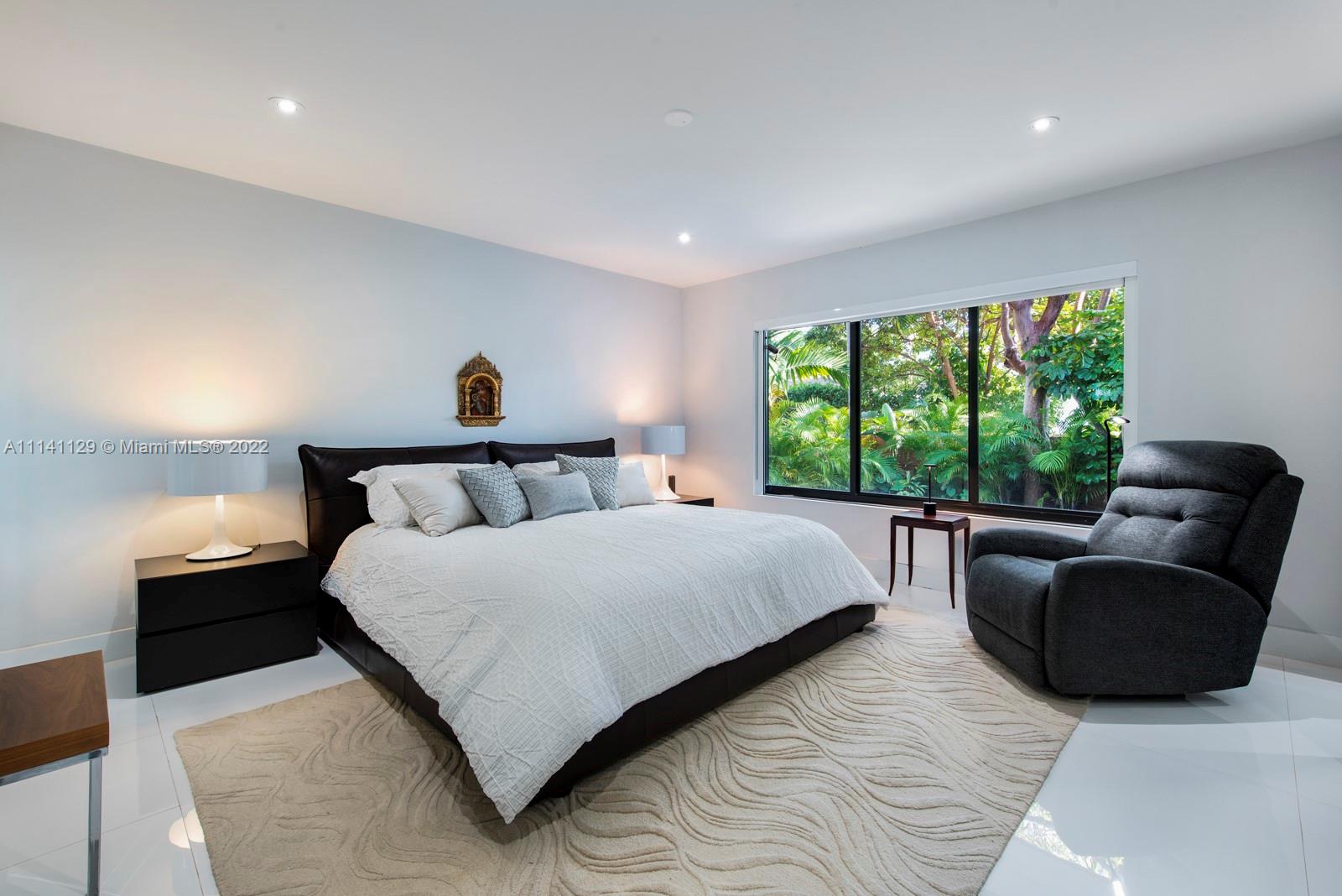 KINNEY PARK - Residential