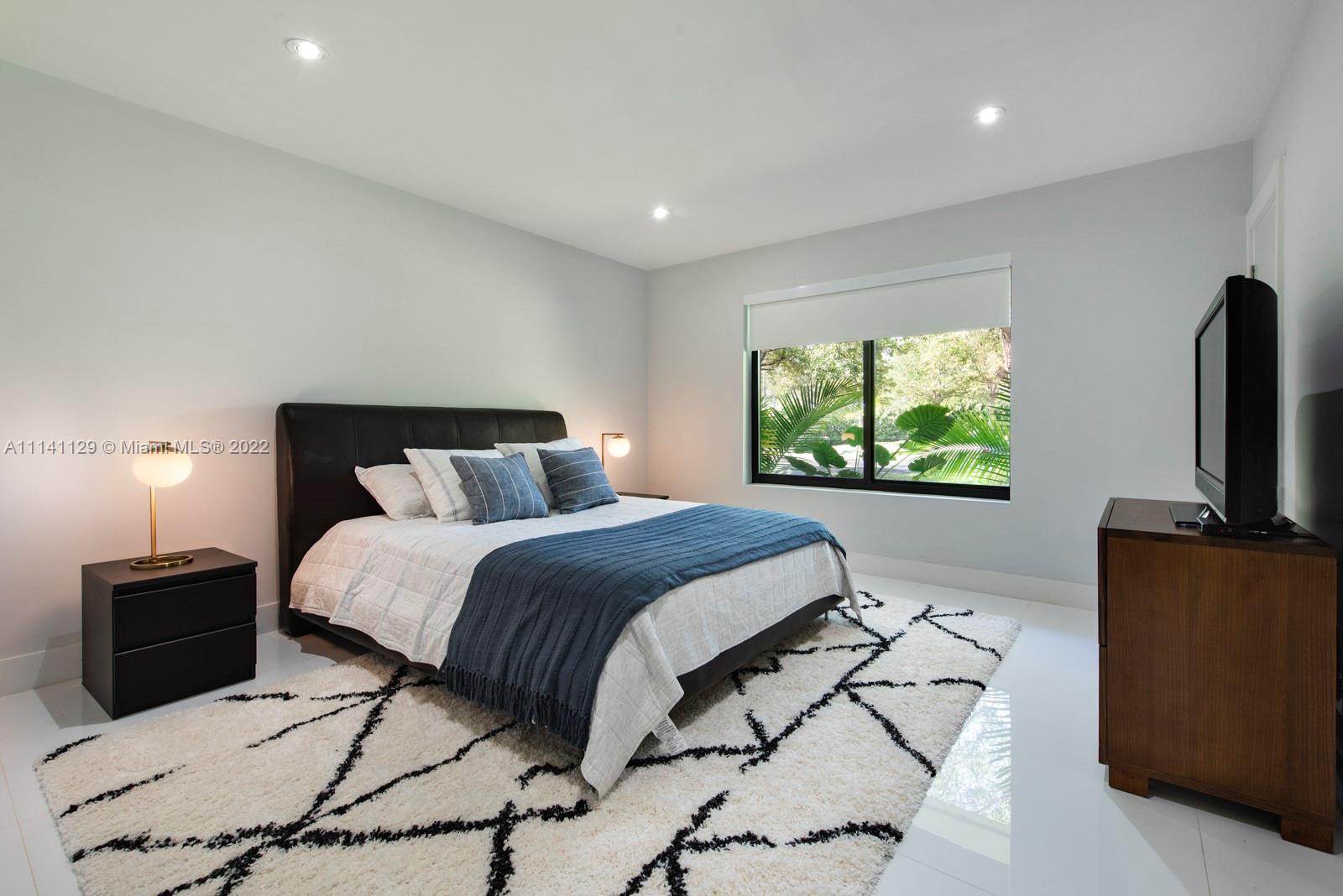 KINNEY PARK - Residential