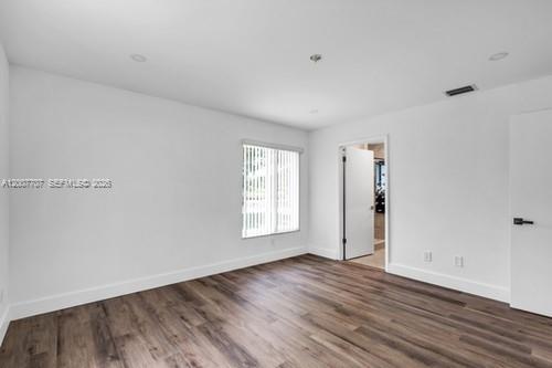 5.5 ACRE W 4/3 CROSSFENCED - Residential