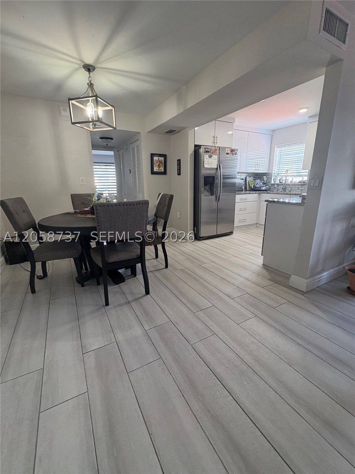 CARLYLE PLAZA CONDO - Residential