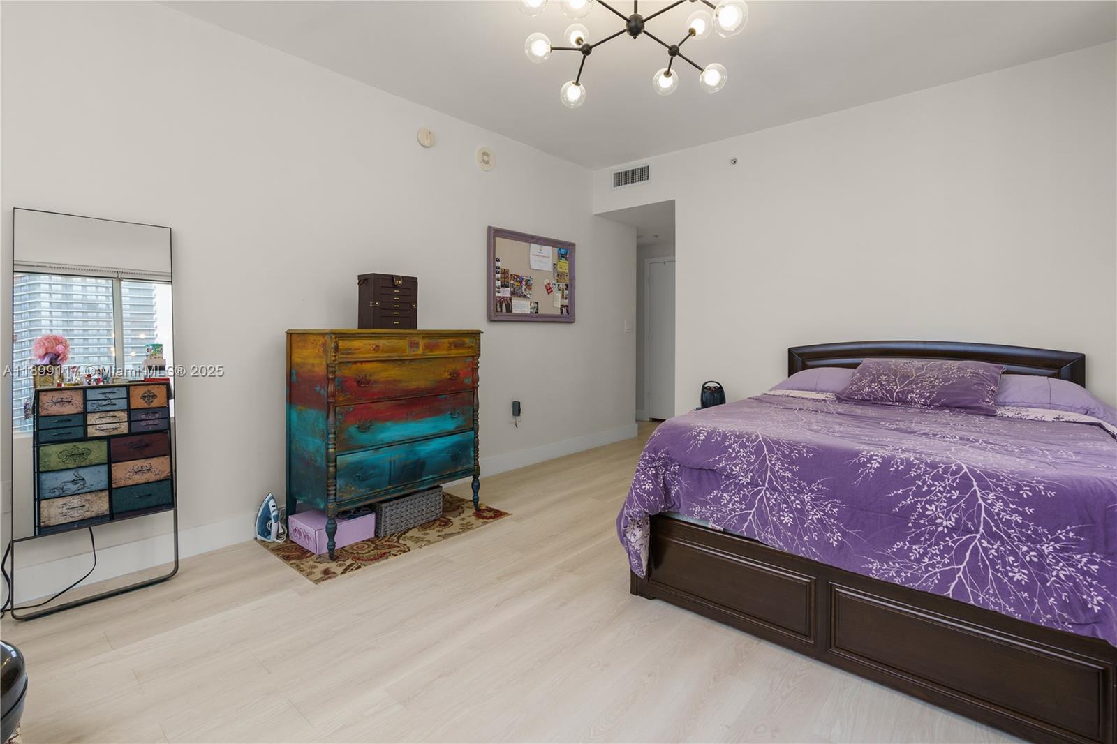 VIZCAYNE SOUTH CONDO - Residential