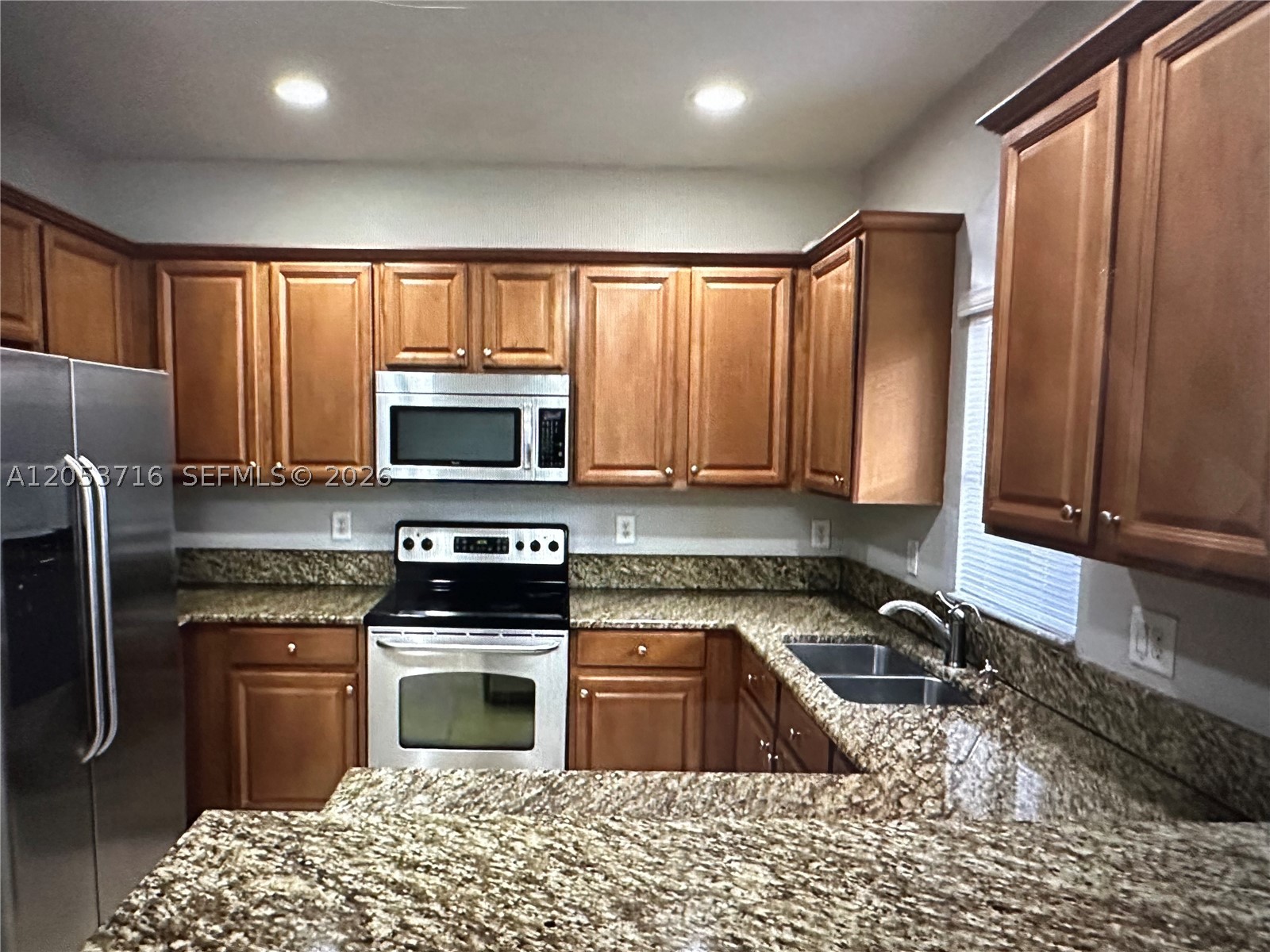 BEACON AT DORAL - Residential Lease