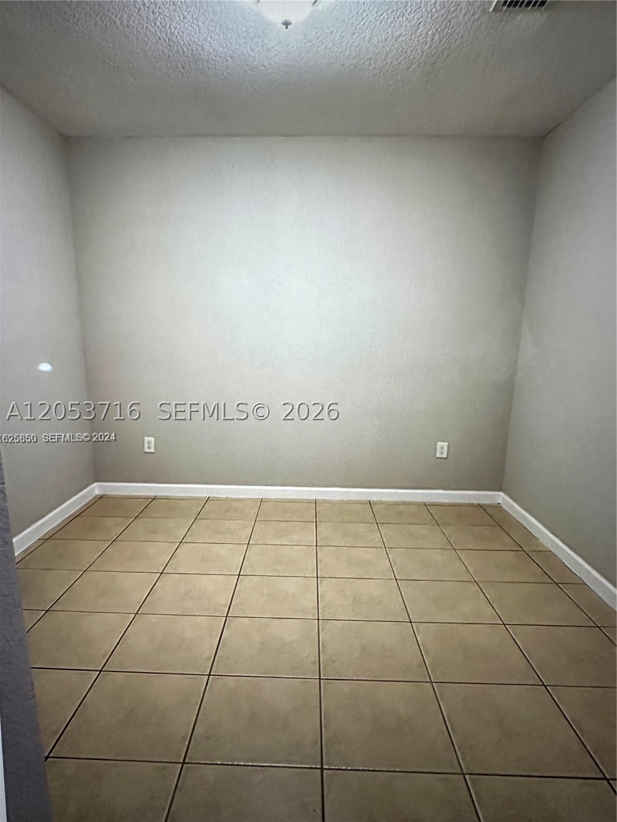 BEACON AT DORAL - Residential Lease