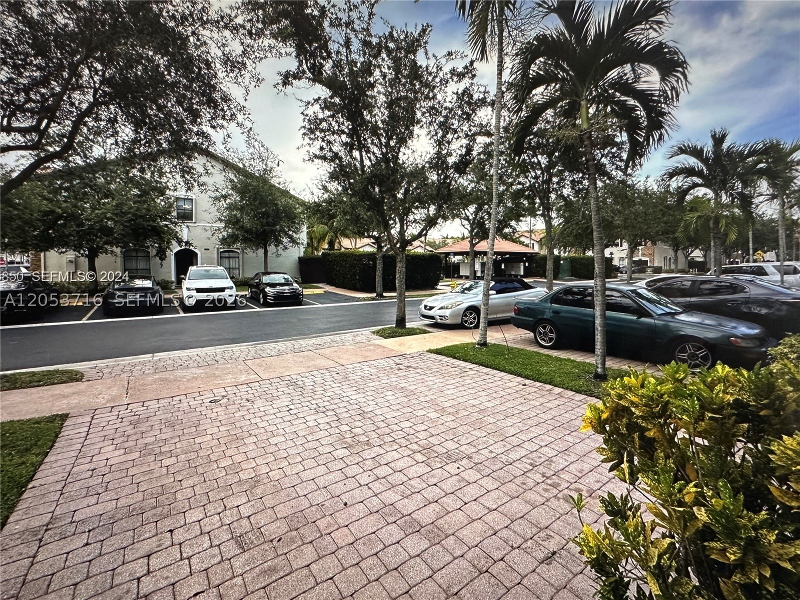 BEACON AT DORAL - Residential Lease