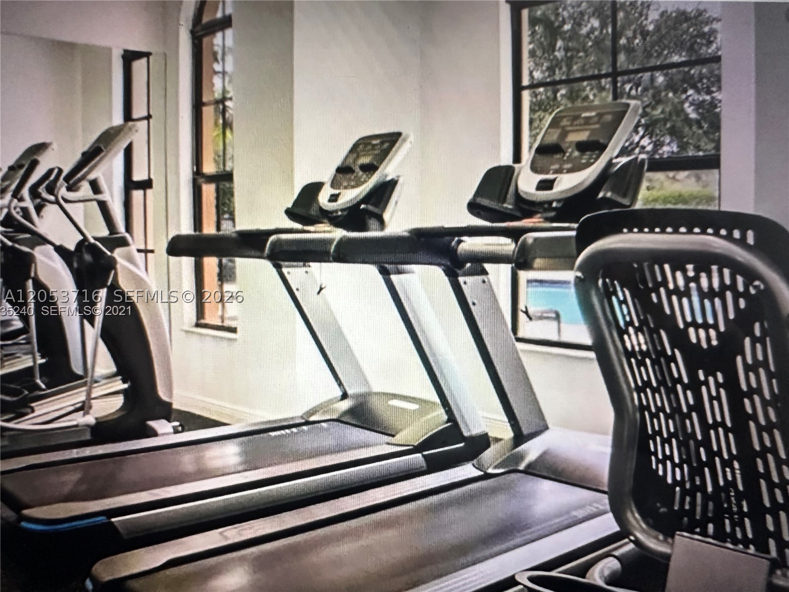 BEACON AT DORAL - Residential Lease