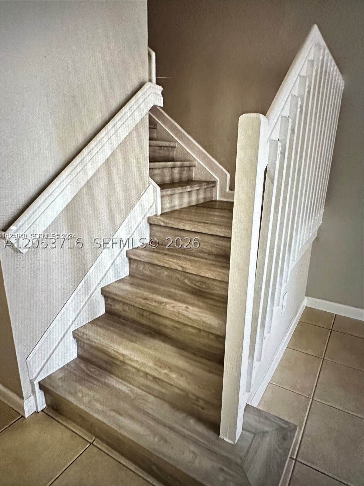 BEACON AT DORAL - Residential Lease