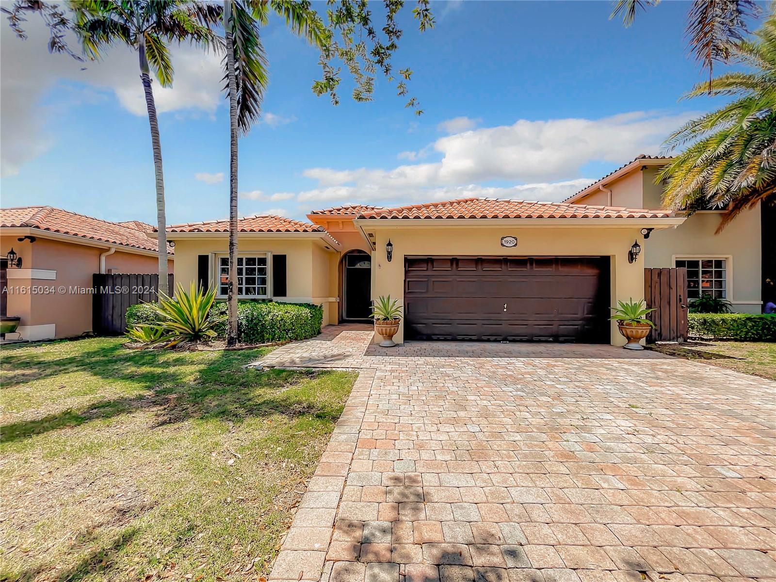 GREAT OPPORTUNITY TO OWN A BEAUTIFUL SINGLE FAMILY HOME IN MALIBU BAY, THIS 3 BEDROOMS,2 BATHS HOME FEATURES TILE THROUGHOUT, MOLDINGS, UPGRADED KITCHEN AND MORE! MALIBU BAY IS A QUIET NEIGHBORHOOD AND A GREAT COMMUNITY FOR FAMILIES!