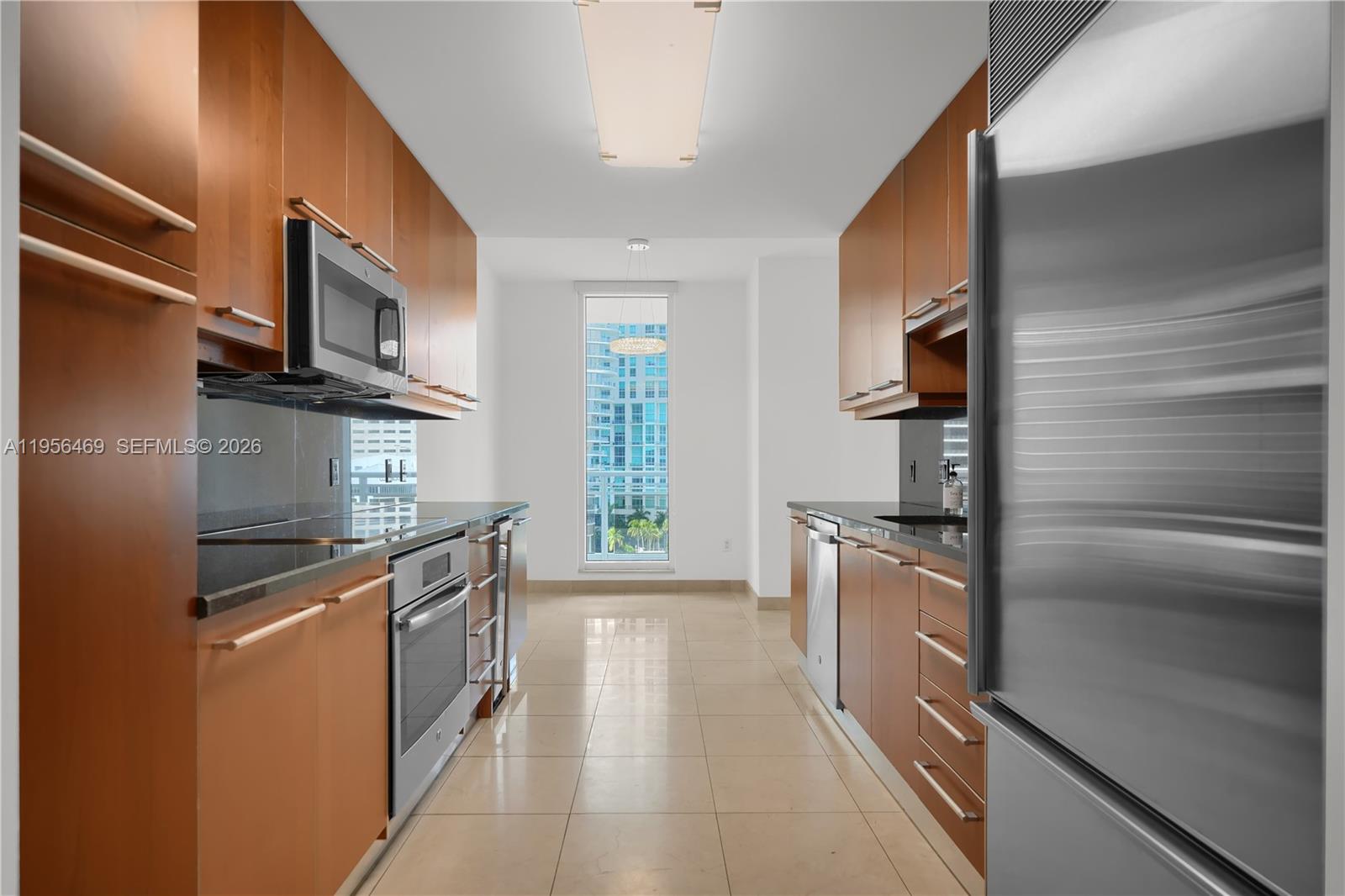 CARBONELL CONDO - Residential Lease