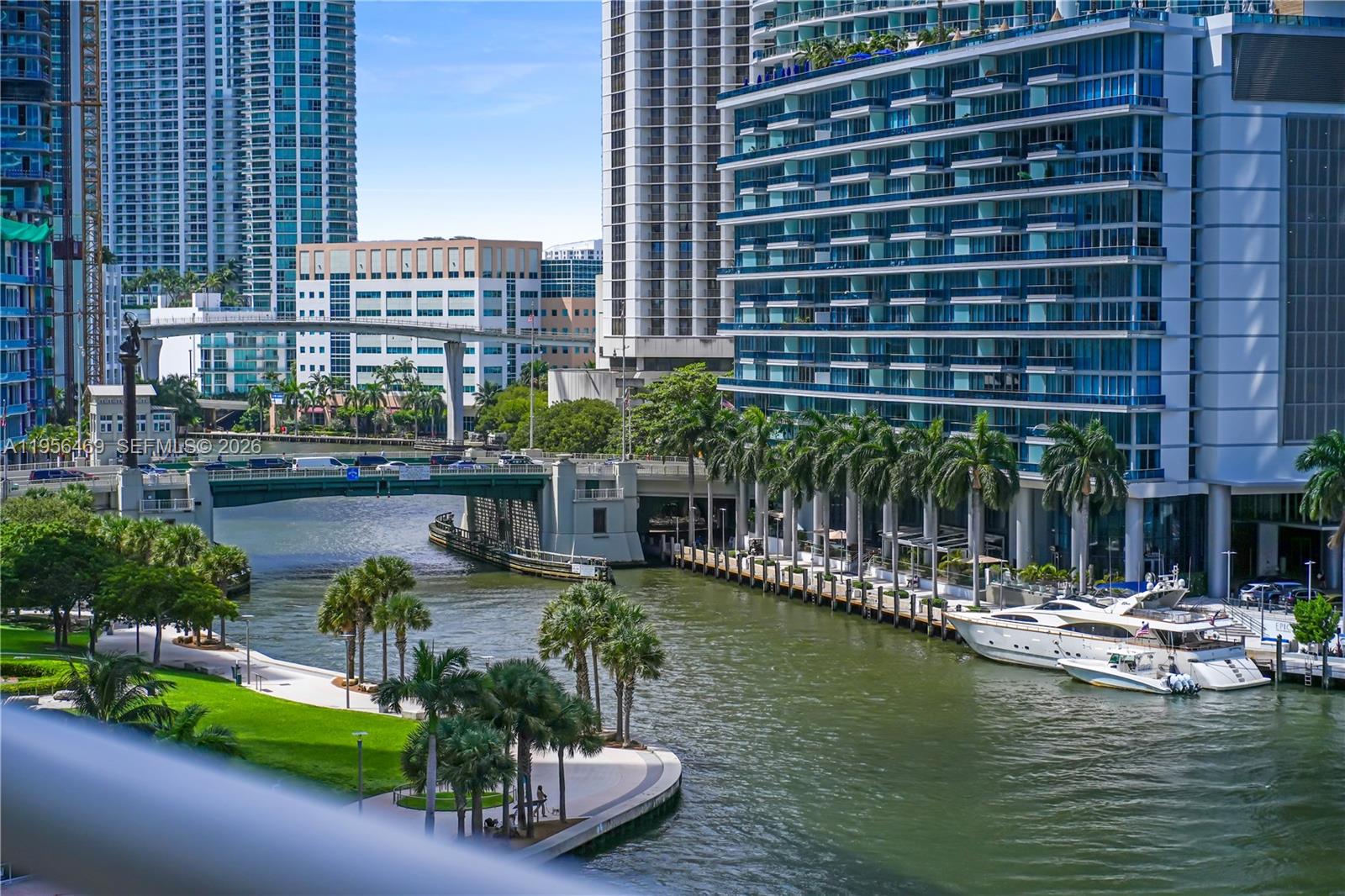 CARBONELL CONDO - Residential Lease