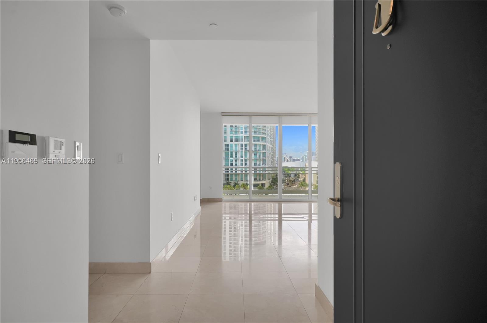 CARBONELL CONDO - Residential Lease