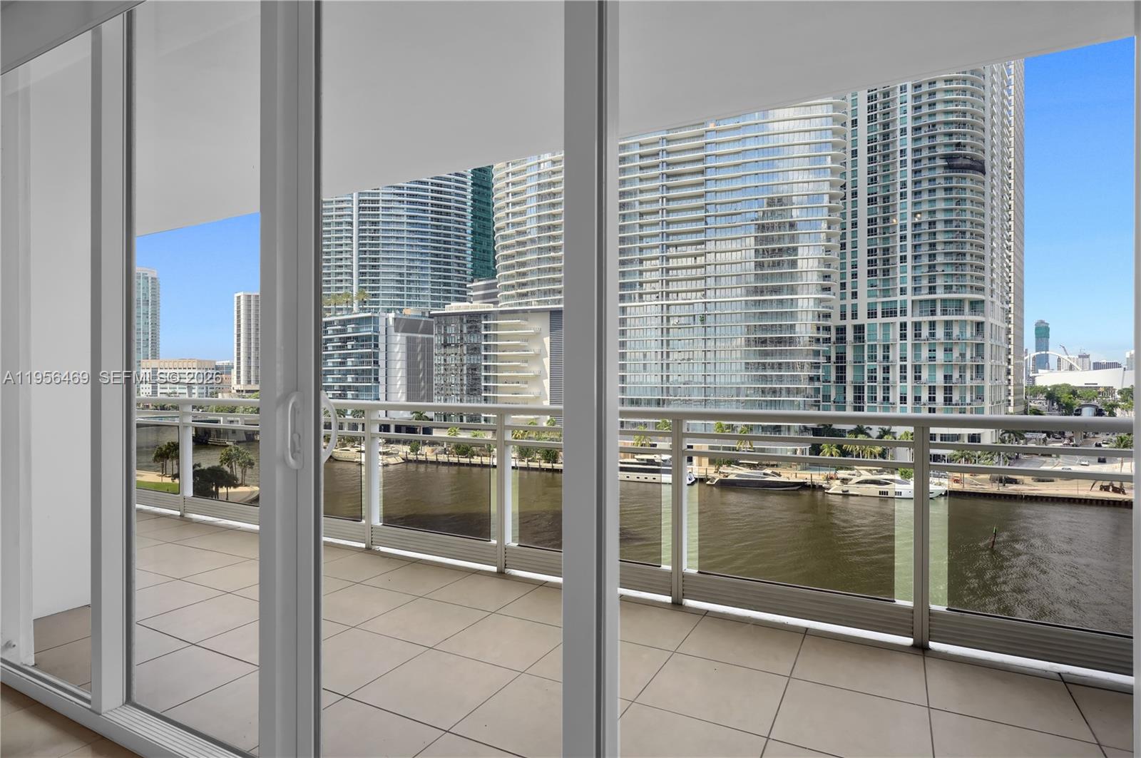 CARBONELL CONDO - Residential Lease
