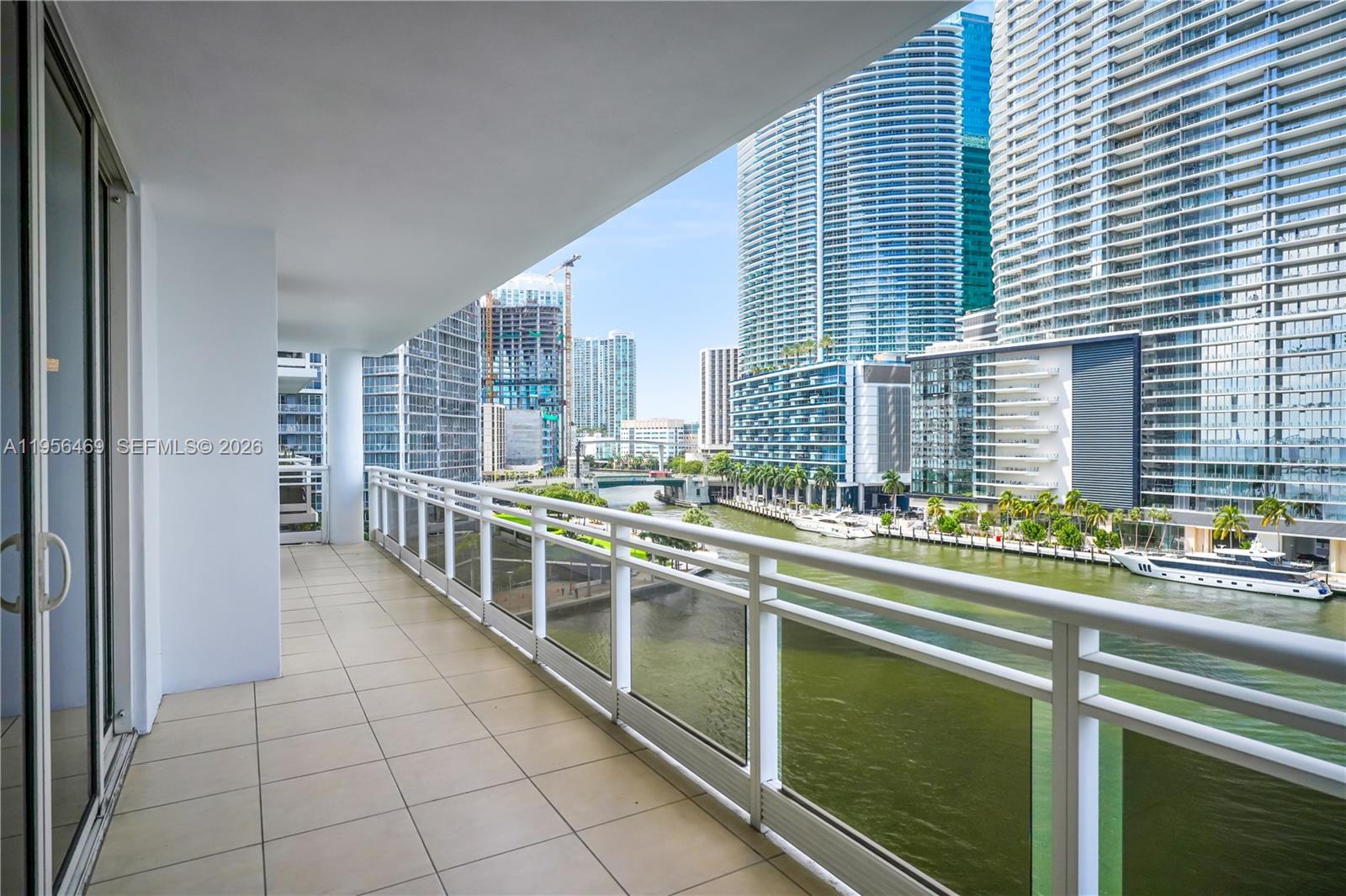 CARBONELL CONDO - Residential Lease