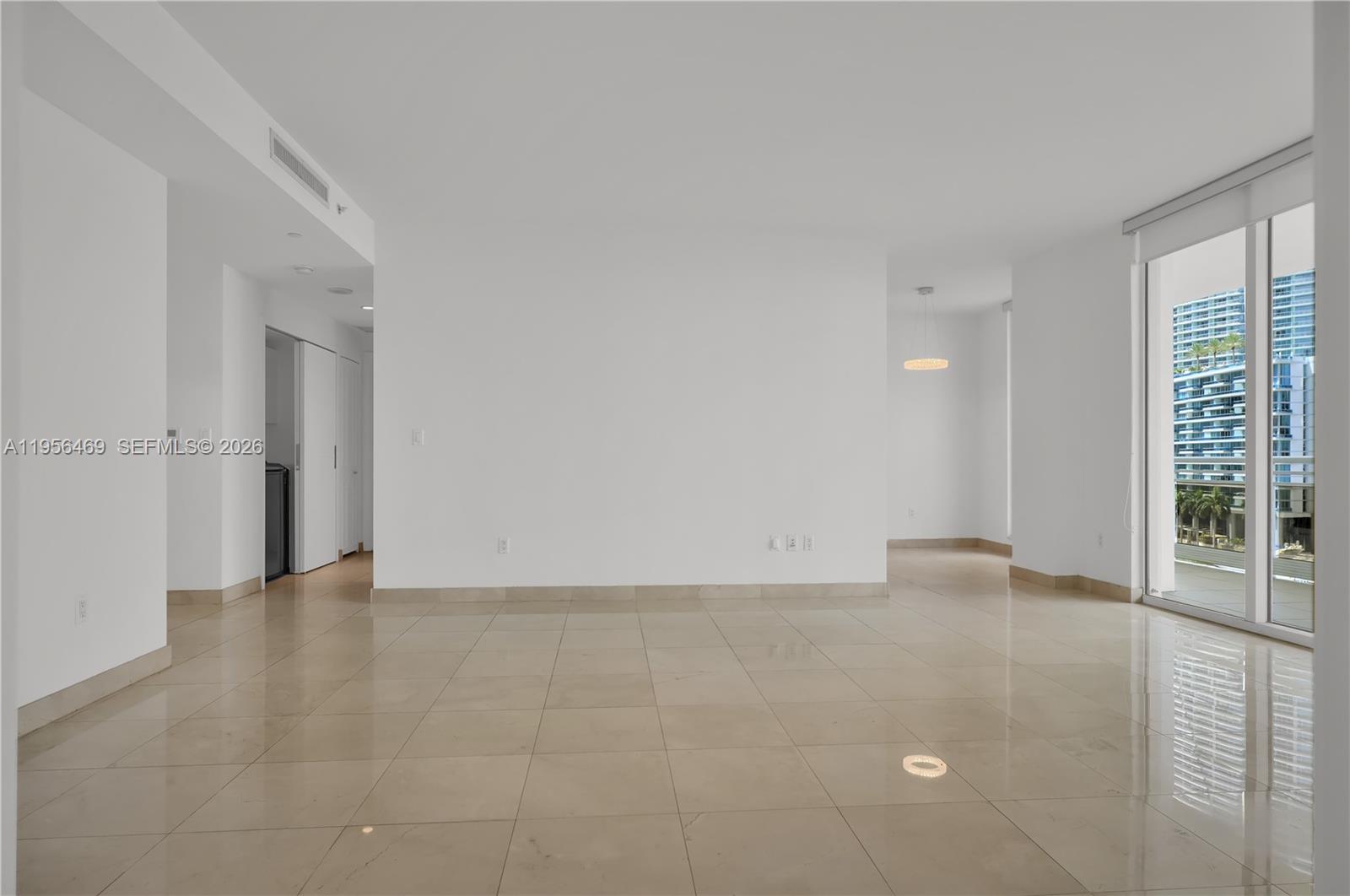 CARBONELL CONDO - Residential Lease
